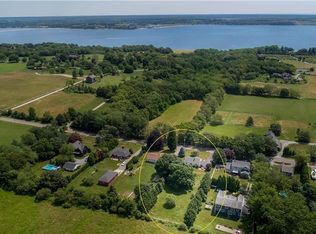 415 Wapping Rd, Portsmouth, RI 02871