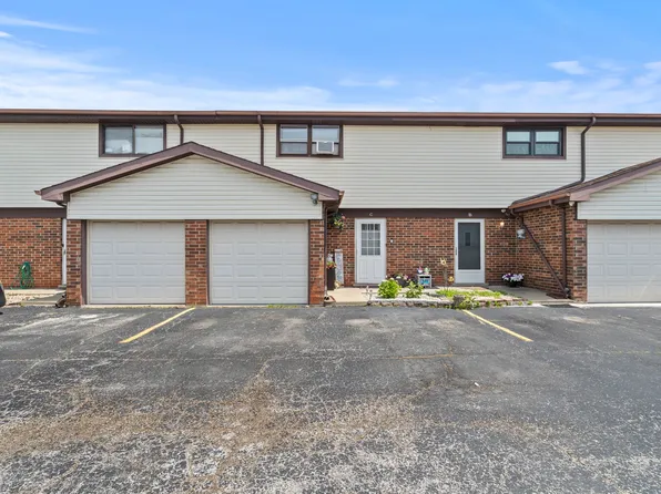 7250 W 84th St APT C, Bridgeview, IL 60455