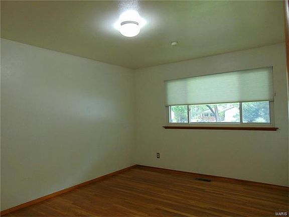 5th image of 11074 Galaxy Dr