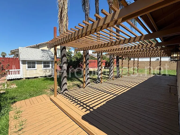 194 S Loretta St — Photo 14