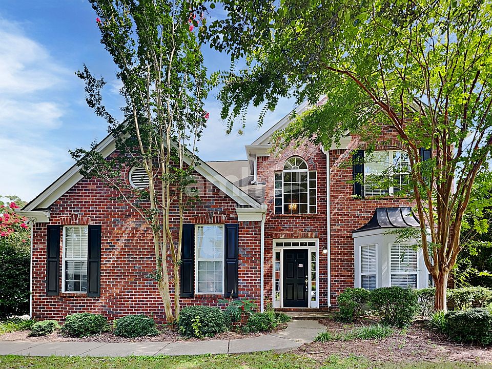 1st image of 291 Ivy Manor Dr NW