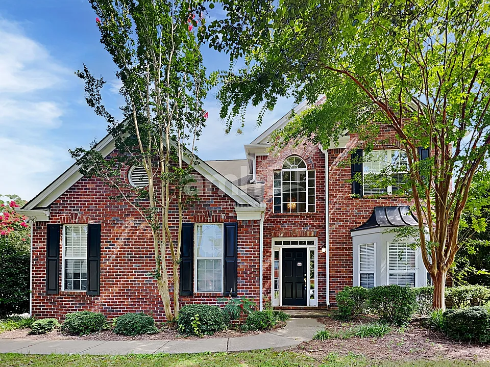 291 Ivy Manor Dr NW