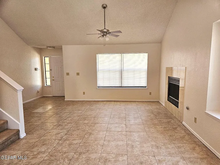 7700 Dianjou Dr — Photo 2