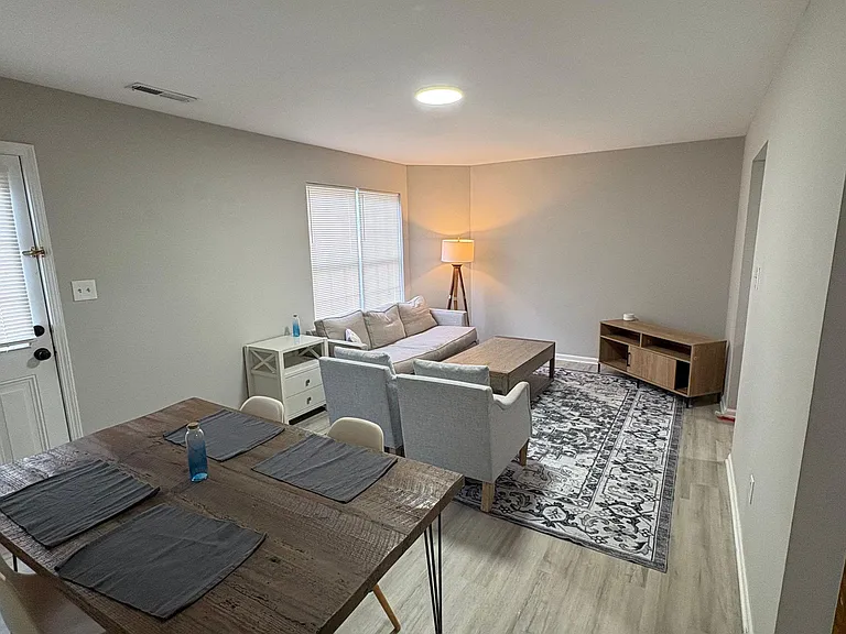 Foxtail Ct — Photo 8