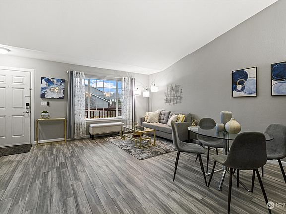 3rd image of 7302 37th Street NE