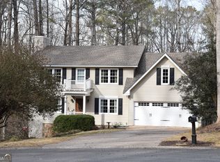 1032 Laurel Lake Dr, Ball Ground, GA 30107
