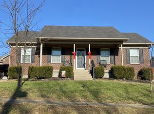 406 Gentry Ln, Mount Washington, KY 40047