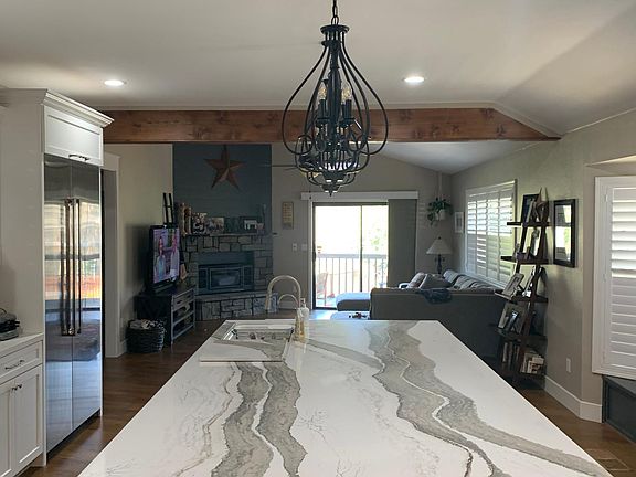 2nd image of 160 Santa Fe Ct
