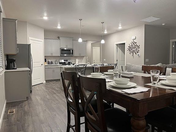 Open Dining Area
