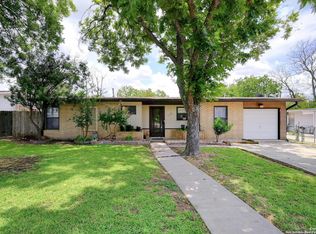 218 Lanark Dr, San Antonio, TX 78218