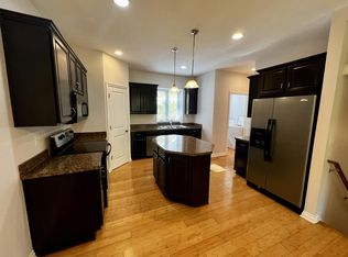 5832 Okemos Rd, Haslett, MI 48840