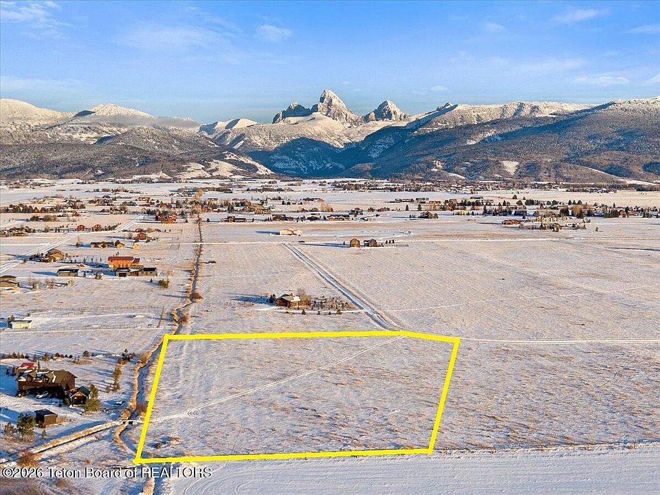 1st image of 443 Treasure Mountain Loop