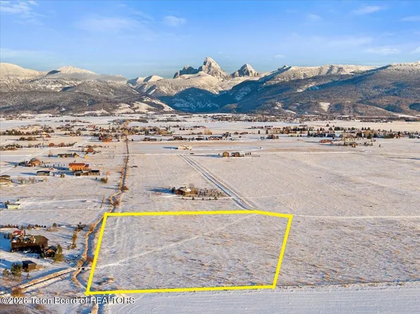 443 Treasure Mountain Loop, Driggs, ID 83422