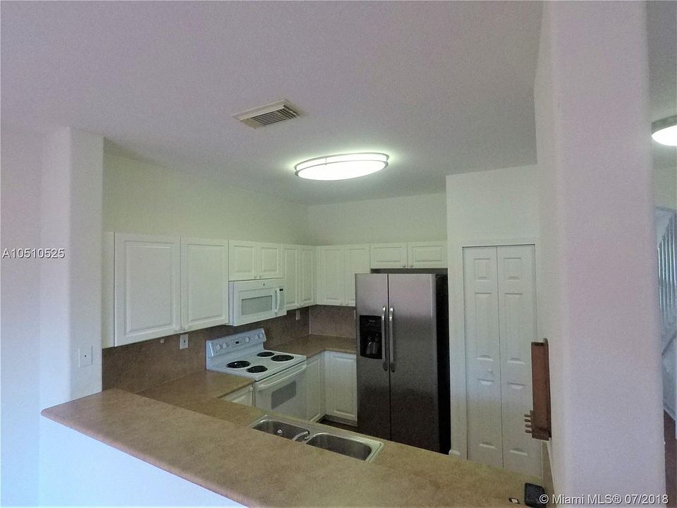 1st image of 5460 NW 107th Ave APT 118