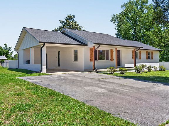 2nd image of 30 Big Springs Cir