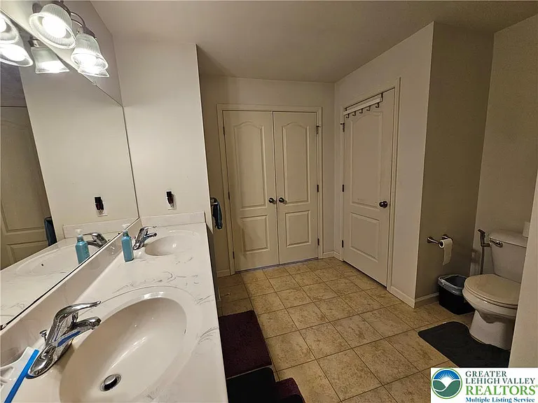 4613 Woodbrush Way — Photo 24