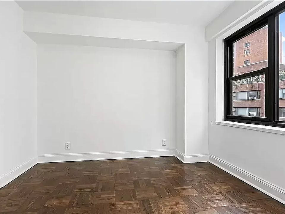 2nd image of 401 E 88th St APT 15C