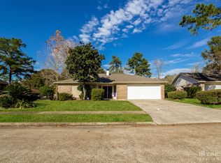 6903 Fox Knoll Ln, Humble, TX 77338