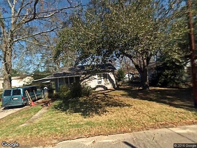 1st image of 109 E Live Oak St