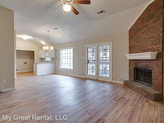 3rd image of 4329 Bear Creek Ln