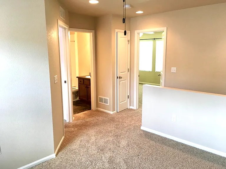 10300 Bellwether Ln — Photo 8