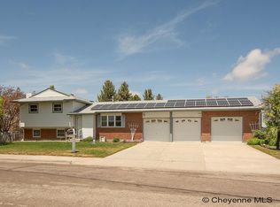 1000 Montclair Dr, Cheyenne, WY 82009
