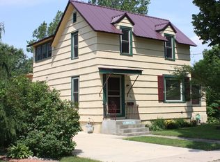 130 S Douglas St, Bronson, MI 49028