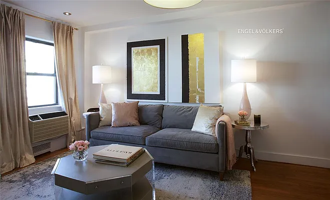 Sold by Engel & Völkers New York City | media 8