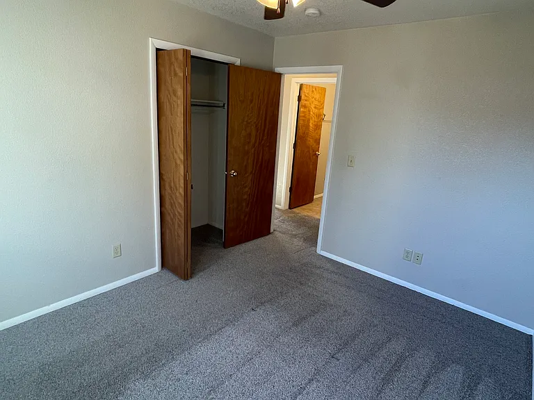 Boswell Dr — Photo 12