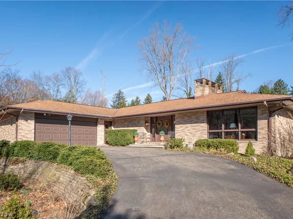 425 Santa Clara St NW, Canton, OH 44709