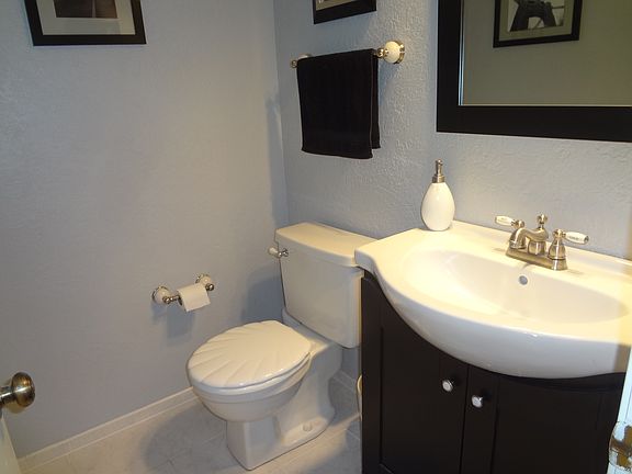 5th image of 5488 Chatham Lake Dr