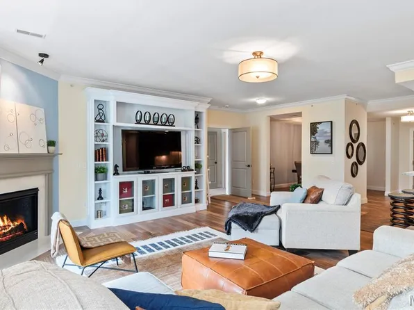 1151 Mill Crossing Dr APT 202, Saint Louis, MO 63141