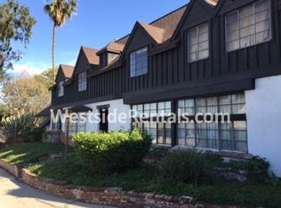 2558 W 5th St, Los Angeles, CA 90057