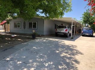 345 Secory St, Hemet, CA 92543