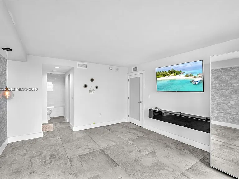 7135 Collins Ave #736 — Photo 17