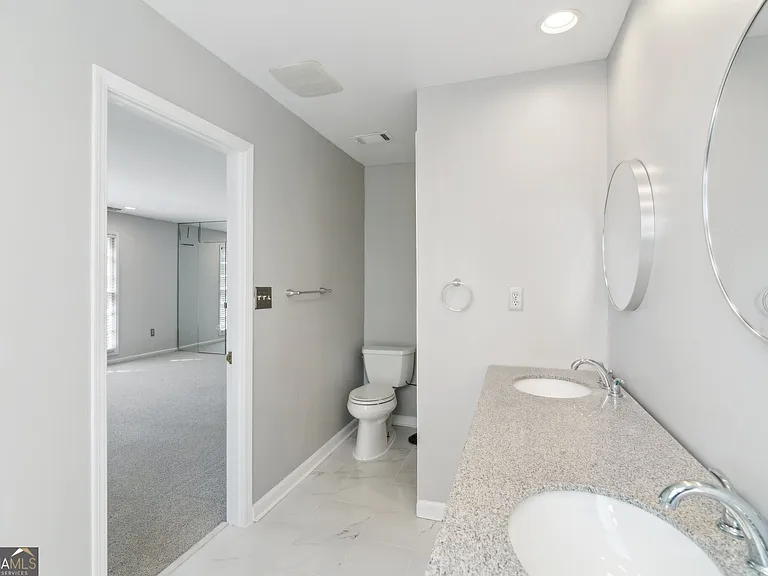 355 Westerhall Ct — Photo 19