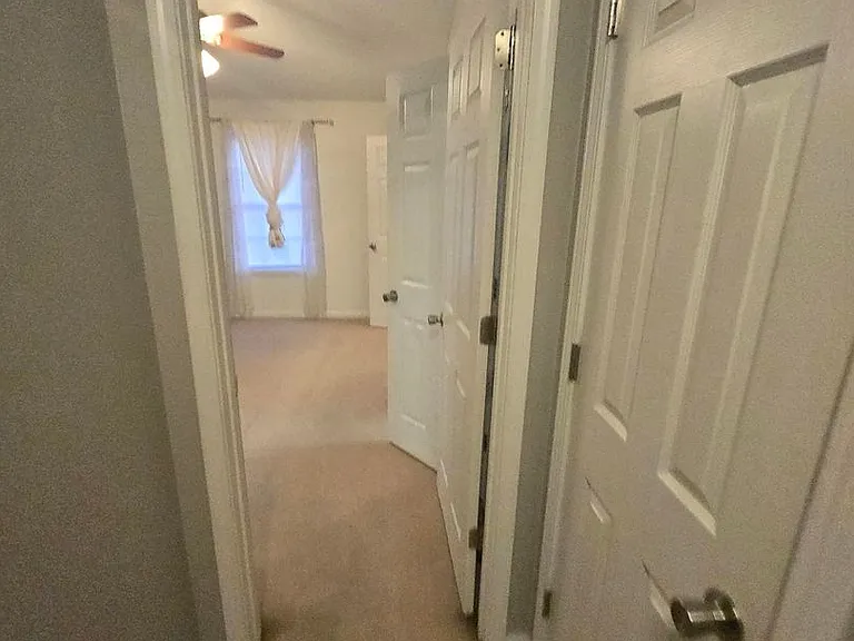 140 Amanda Ln — Photo 15