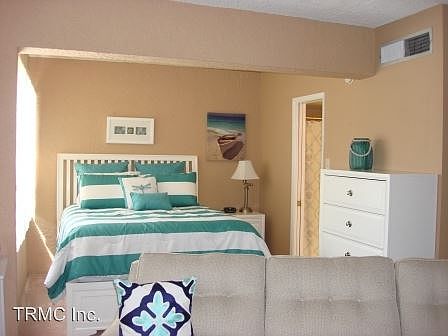 3rd image of 14401 Commodores Dr Unit 110