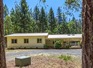 480 Leavitt Ln, Grants Pass, OR 97527