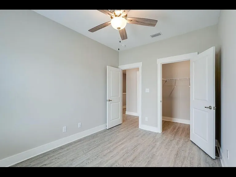Date Palm Ln — Photo 11