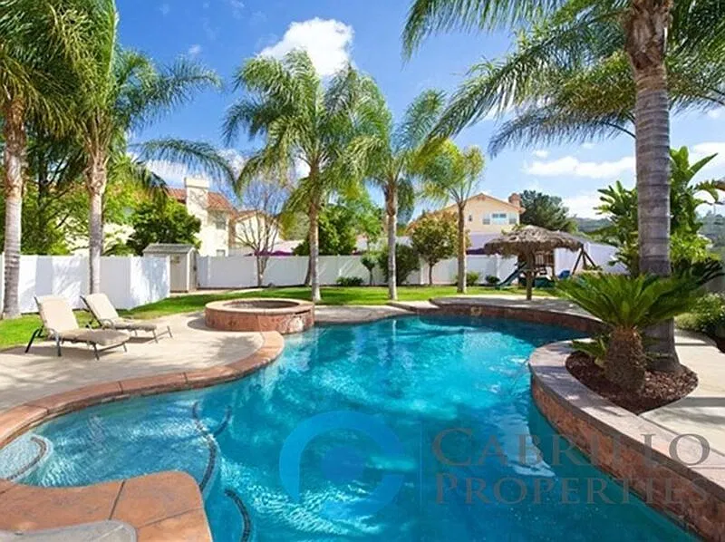 4 bed, 3.0 bath, 2148 sqft, $4,995 — Photo 3
