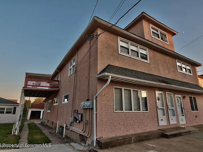 530 S Main St — Photo 3