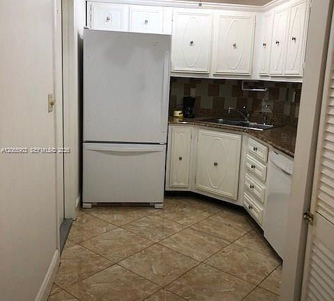 3rd image of 3119 Oakland Shores Dr #C207