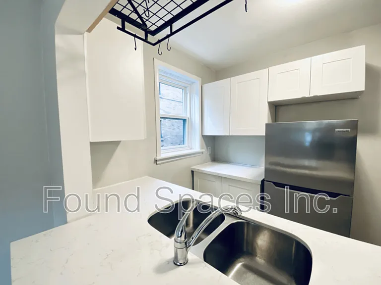 85 East Ave S #4 — Photo 4