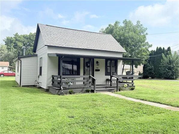718 W Roane St, Sullivan, IL 61951