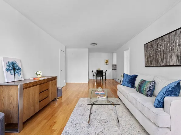 2025 Broadway #5A, New York, NY 10023