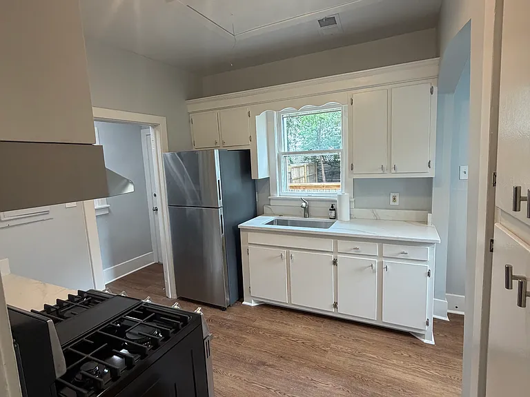 116 Sans Souci St — Photo 7