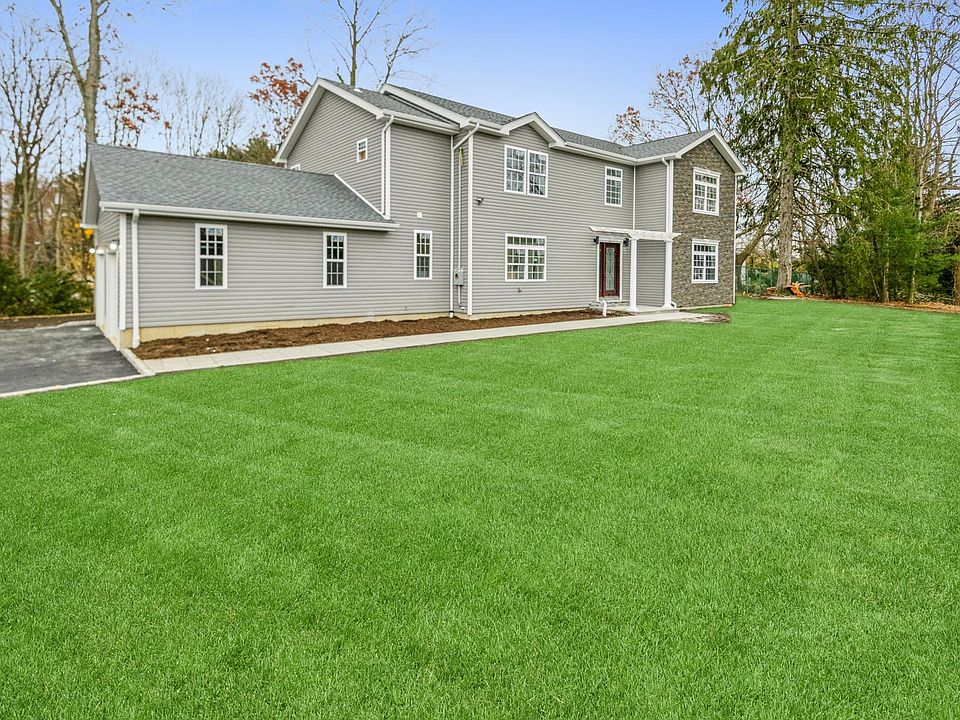 1st image of 5 Upland Dr