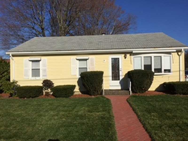 1st image of 5 Cambria Dr