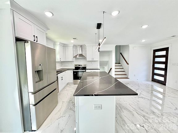 5th image of 5635 Ruth Dr